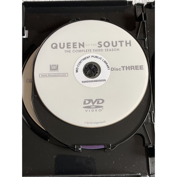 Queen Of The South The Complete Third Season 3 Disc Set DVD - Ex-Library Copy - Picture 7 of 9